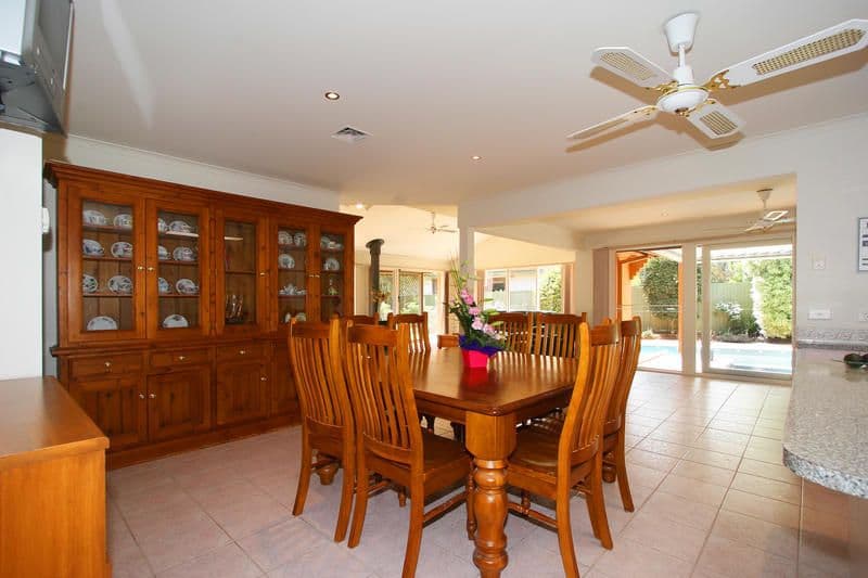 9  Lumeah Court, DINGLEY VILLAGE VIC 3172, Dingley Village - Thumbnail 4