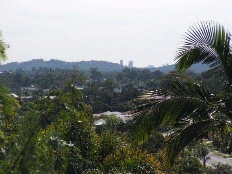 88 Wilkinson Crescent, CURRUMBIN WATERS QLD 4223, Currumbin Waters - Thumbnail 2