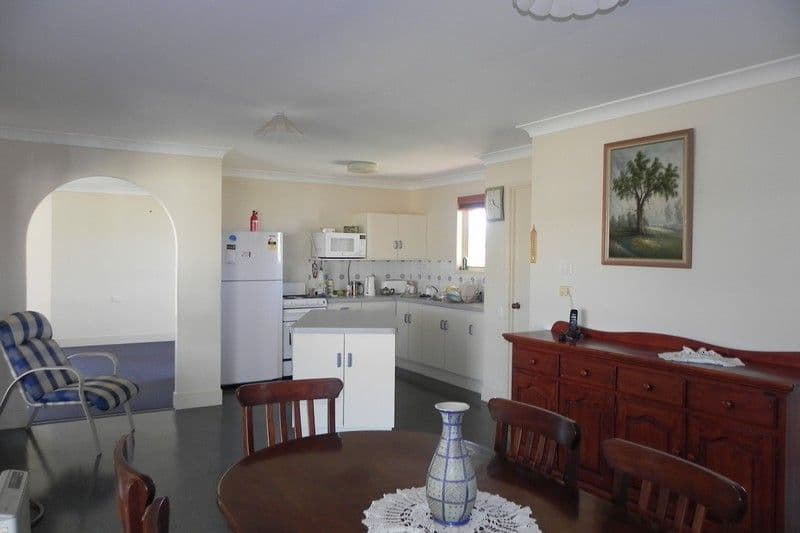 30 Campbell, PITTSWORTH QLD 4356, Pittsworth - Thumbnail 5