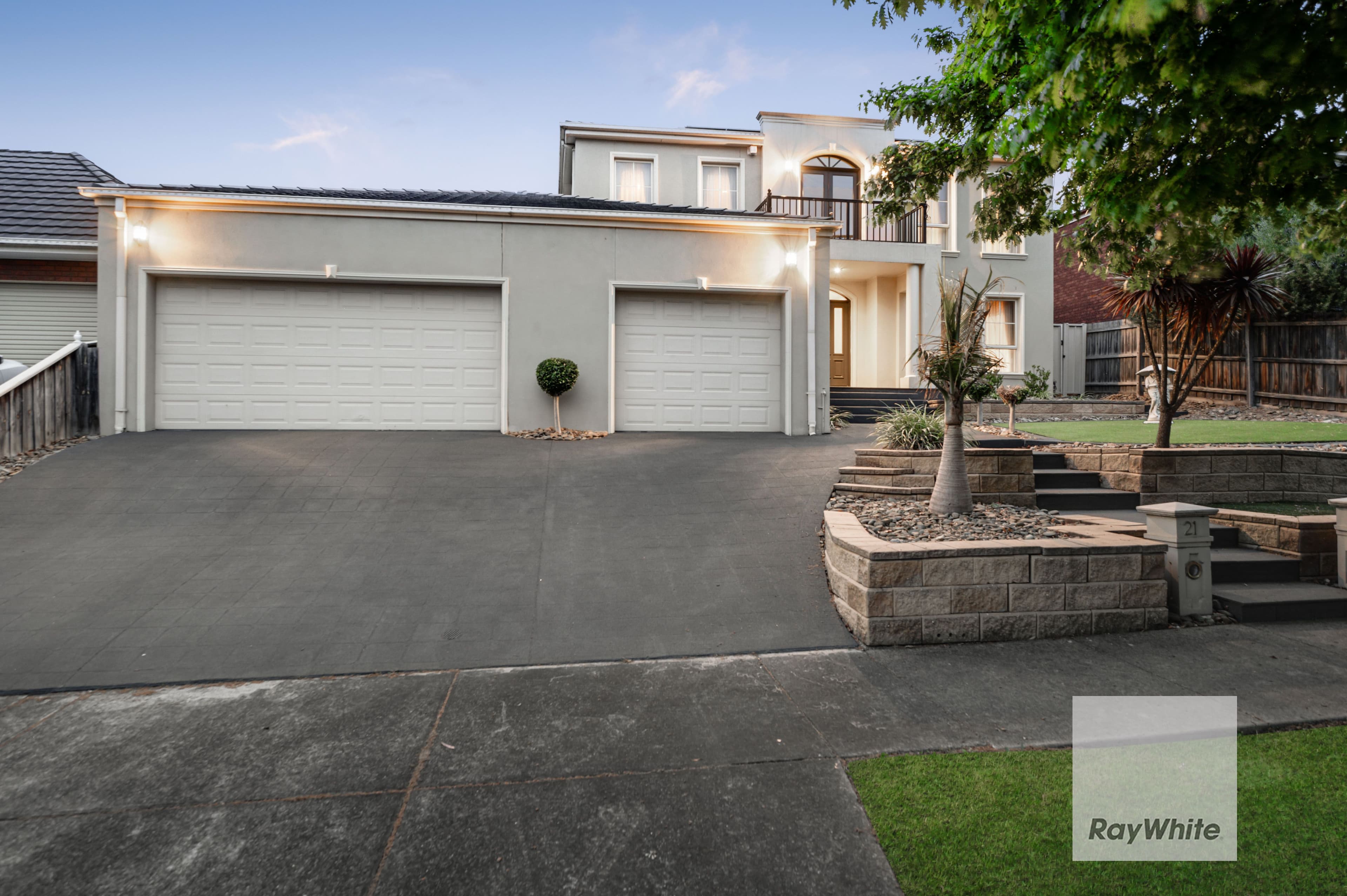 21 Glenmore Place, Greenvale VIC 3059, Greenvale - Thumbnail 2