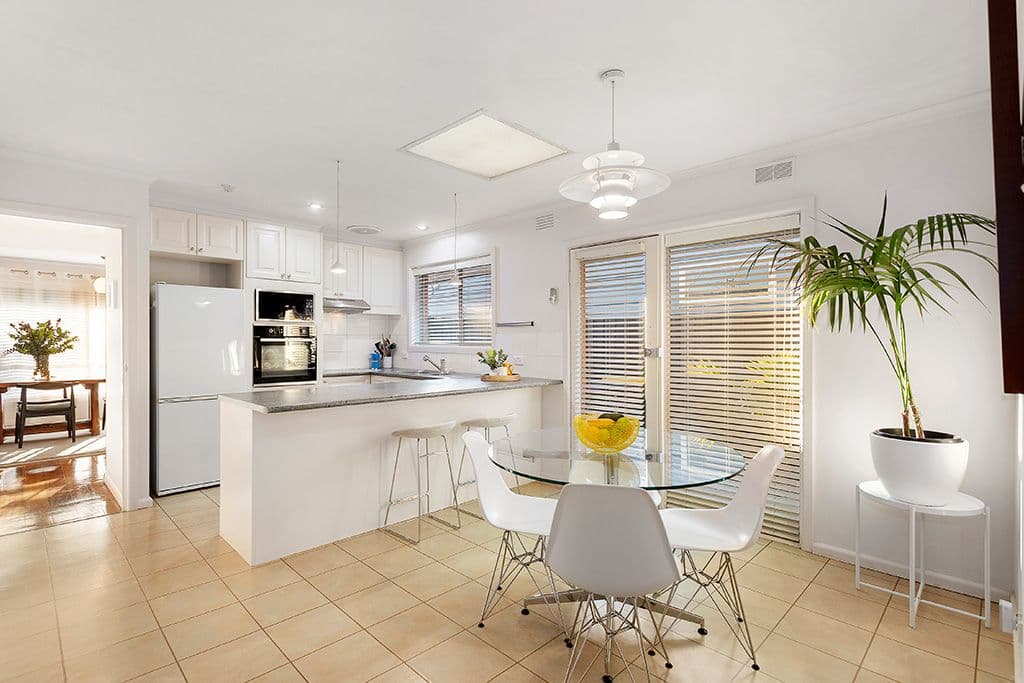 18 Robert Street, Spotswood VIC 3015, Spotswood - Thumbnail 3