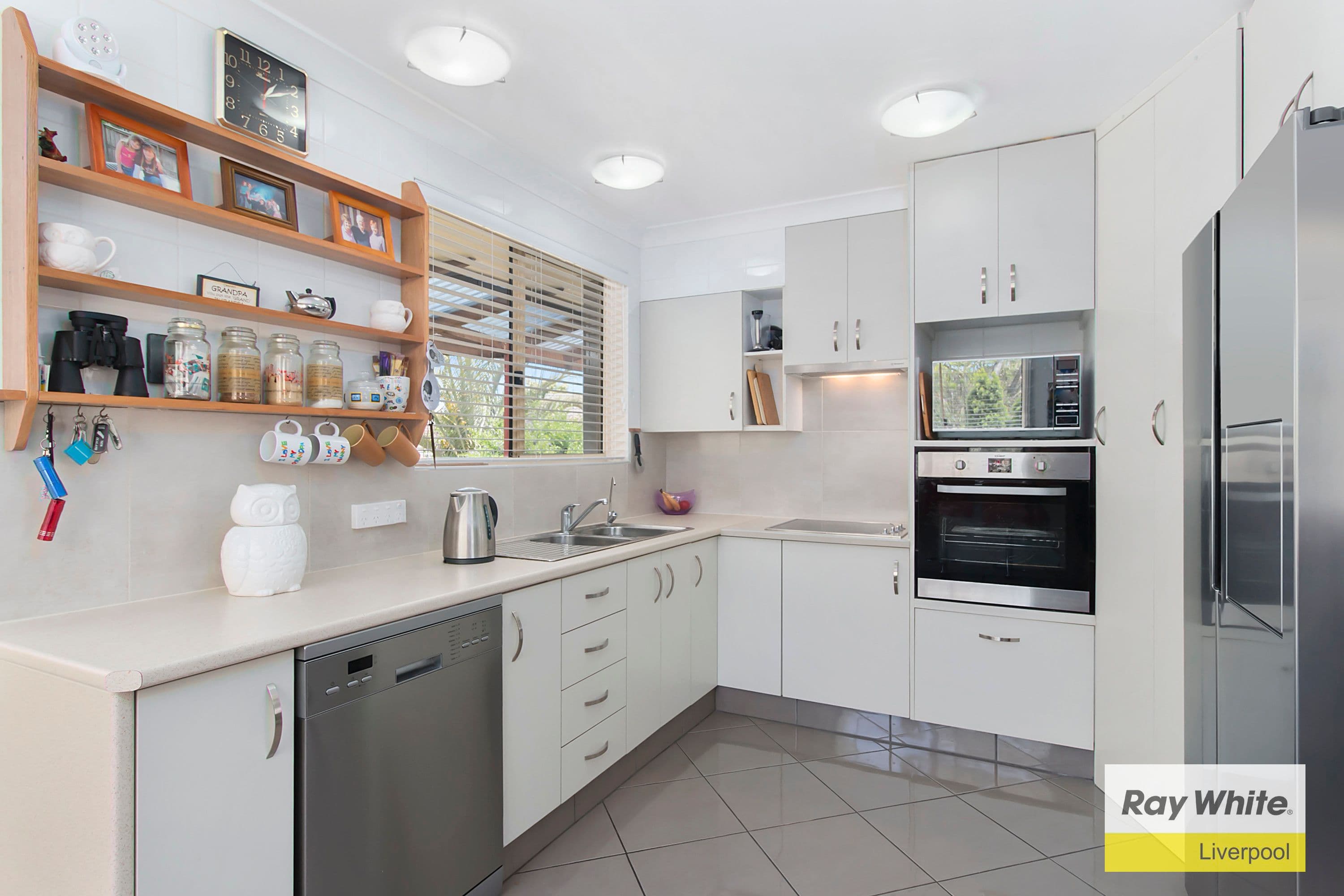 2 Sidney Place, Casula - Thumbnail 2