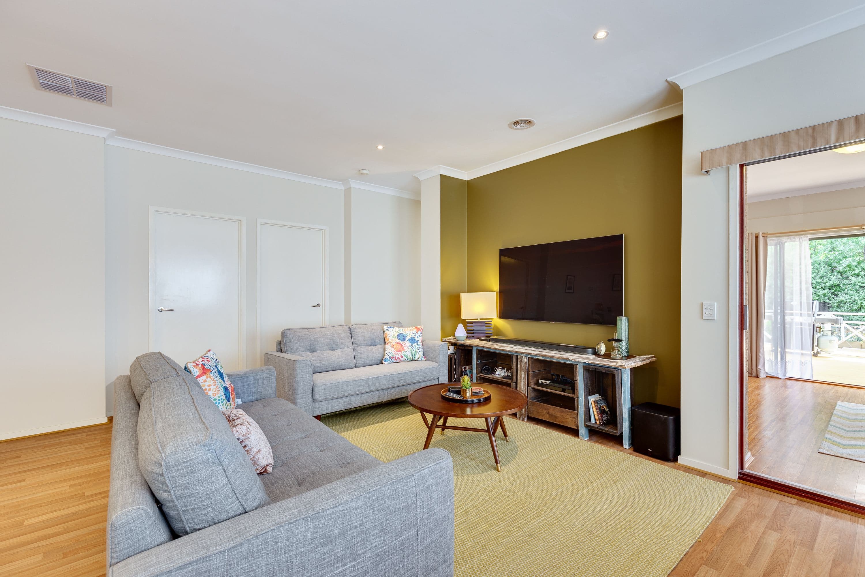 28 Cradle Mountain Drive, Craigieburn VIC 3064, Craigieburn - Thumbnail 6