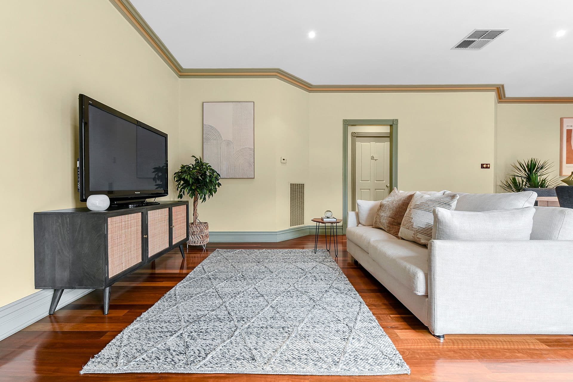 43 Telford Drive, Berwick VIC 3806, Berwick - Thumbnail 8