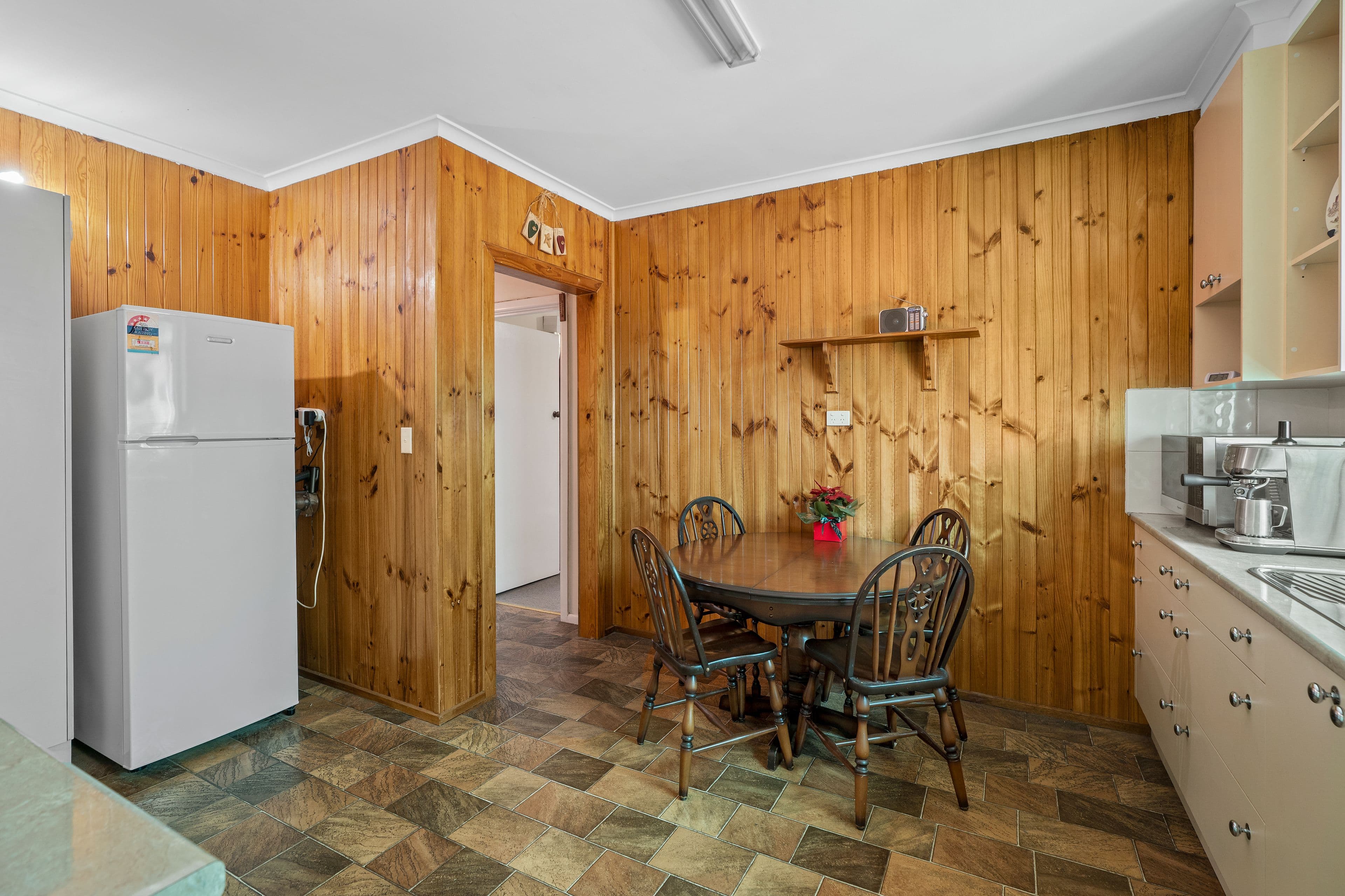 28 Beddoe Road, Vermont VIC 3133, Vermont - Thumbnail 7