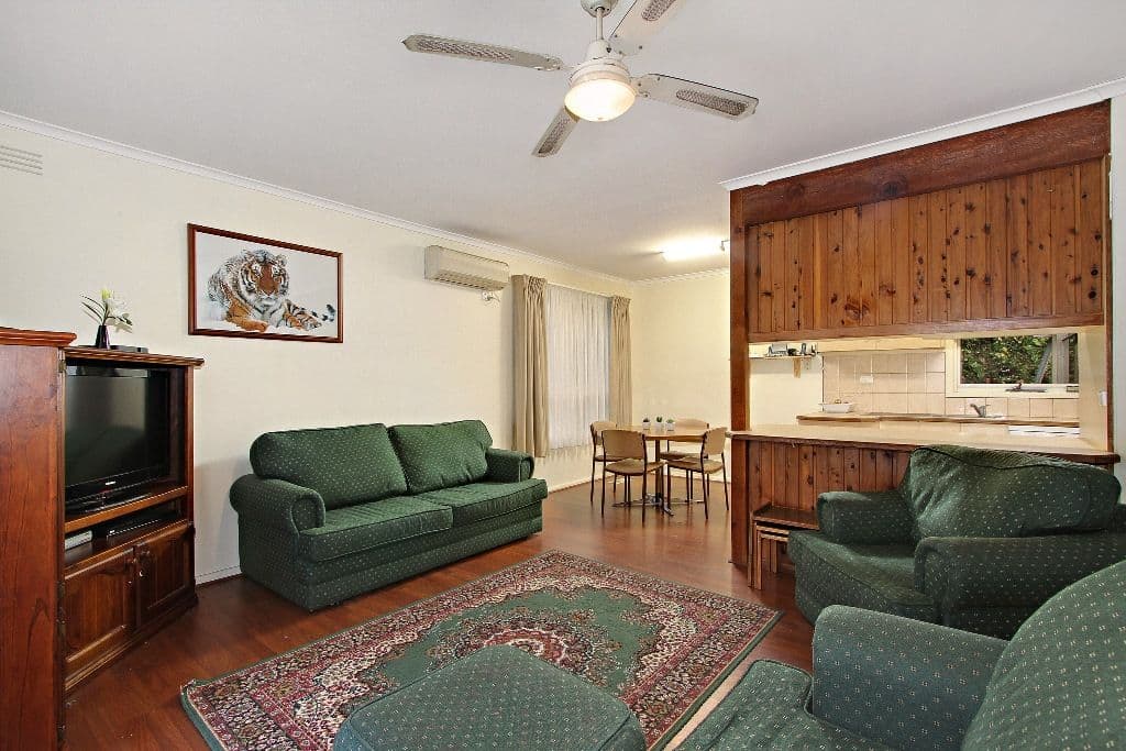 37 LOMOND Avenue, KILSYTH VIC 3137, Kilsyth - Thumbnail 2