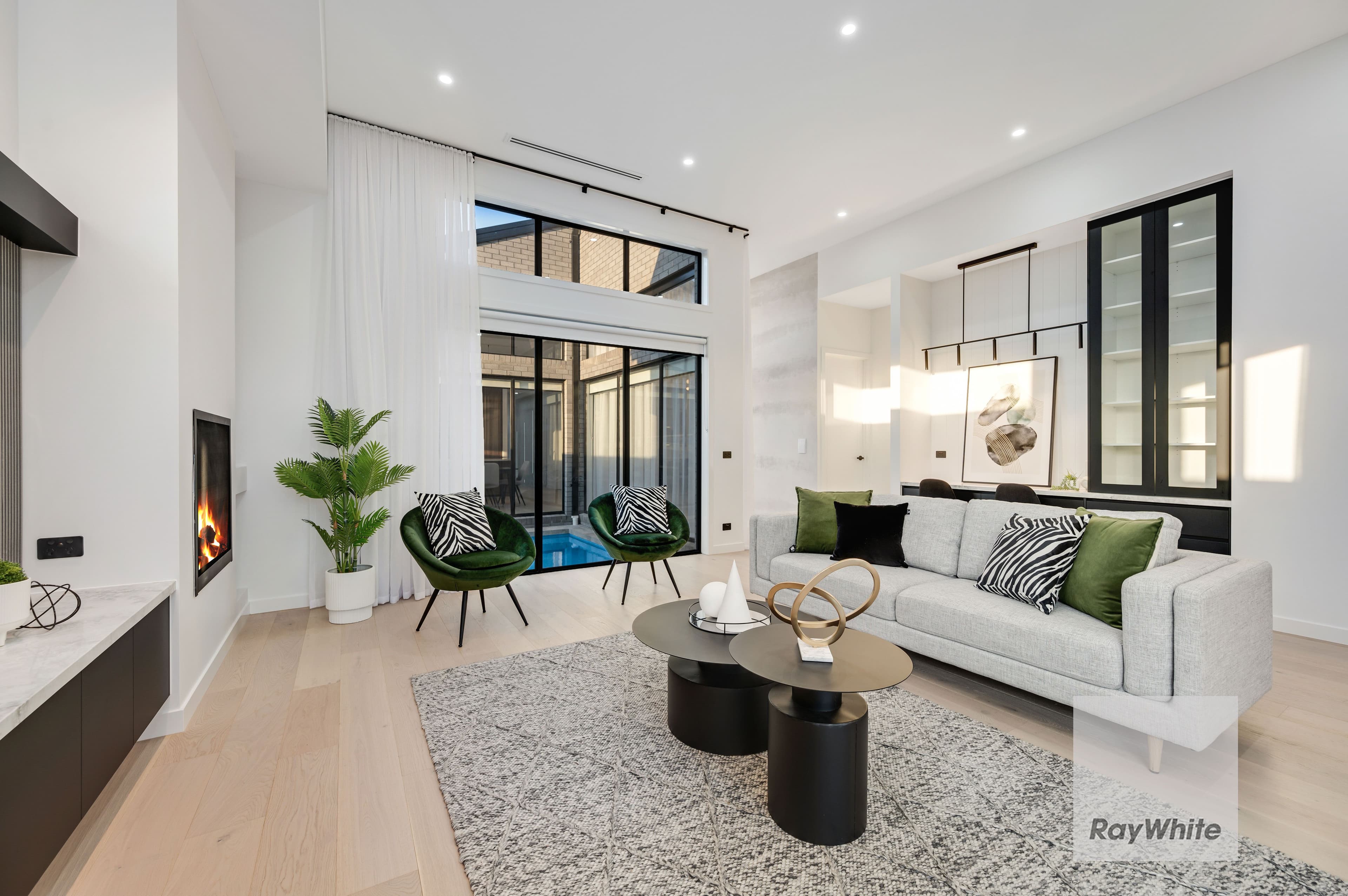 18 Carramar Way, Greenvale VIC 3059, Greenvale - Thumbnail 4