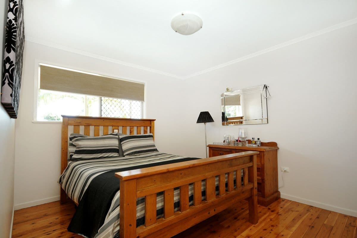 196 Alderley Street, CENTENARY HEIGHTS QLD 4350, Centenary Heights - Thumbnail 6