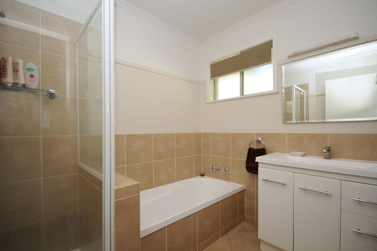 196 Alderley Street, CENTENARY HEIGHTS QLD 4350, Centenary Heights - Thumbnail 8