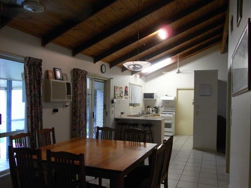 45 Fairway Drive, URRAWEEN QLD 4655, Urraween - Thumbnail 7