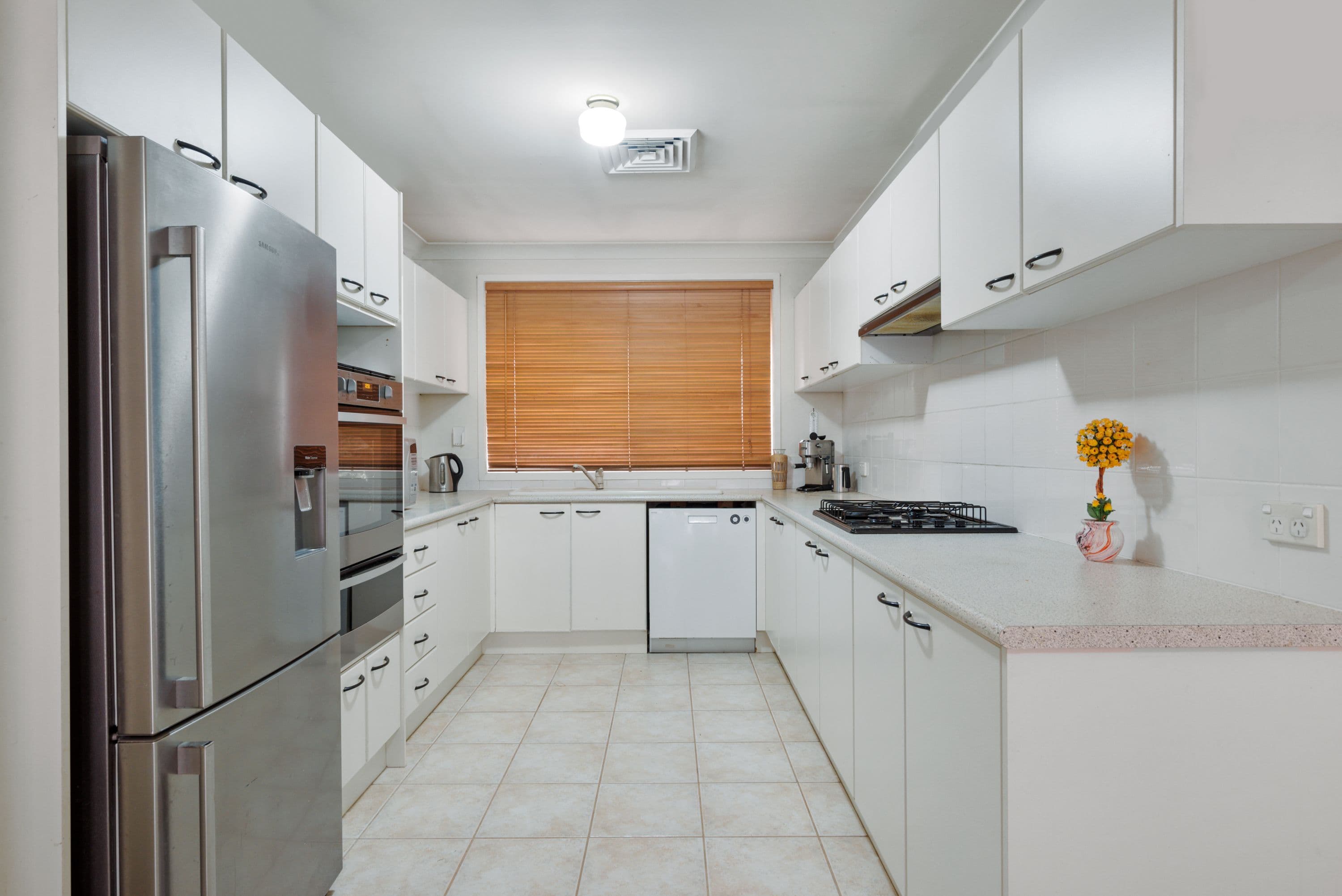 12 Freeman Circuit, Ingleburn NSW 2565, Ingleburn - Thumbnail 5