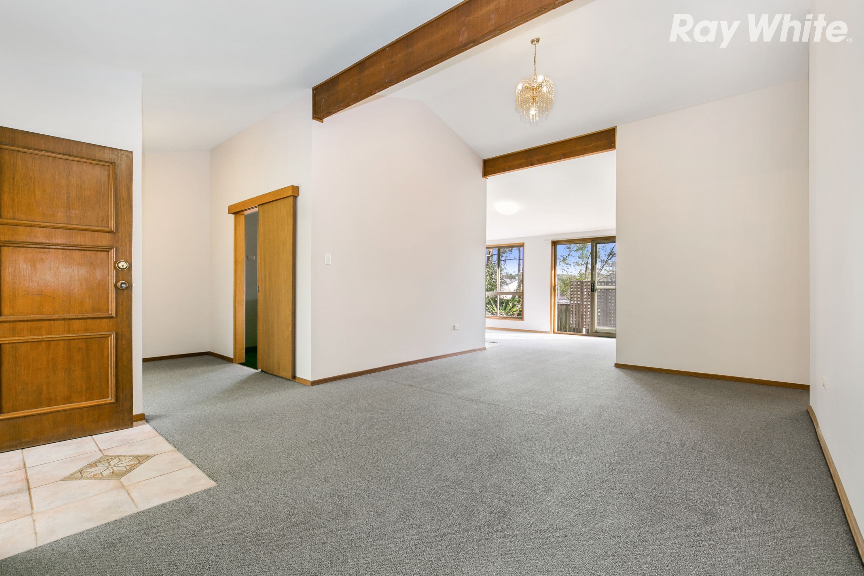 925 The Scenic Road, Kincumber - Thumbnail 2