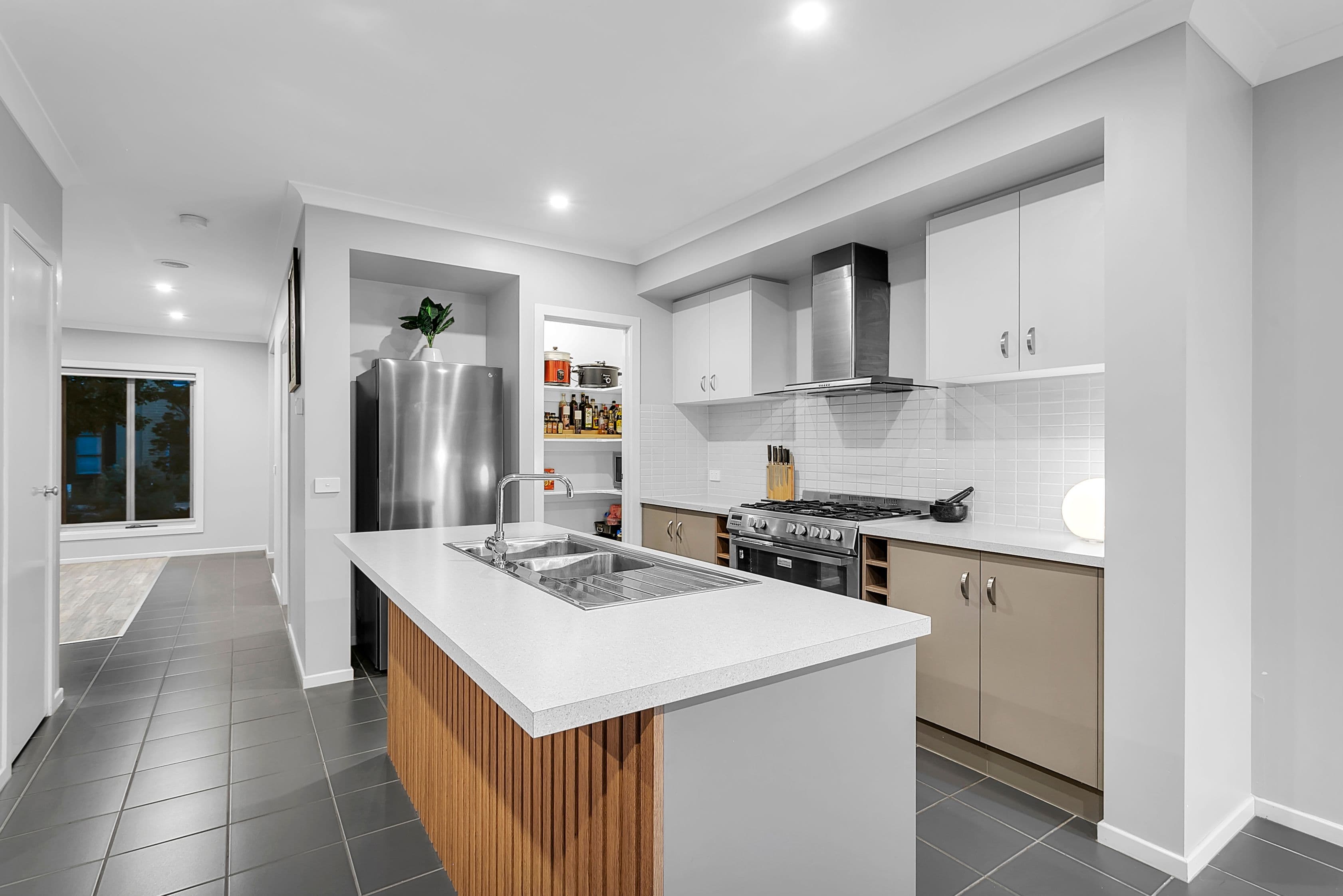 9 Egret Way, Pakenham VIC 3810, Pakenham - Thumbnail 4