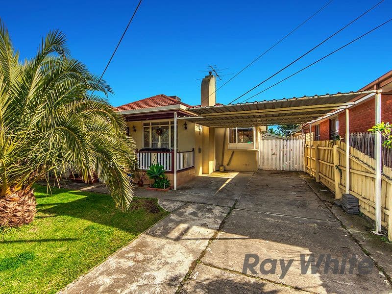 37 Avondale Avenue, St Albans VIC 3021, St Albans - Thumbnail 4