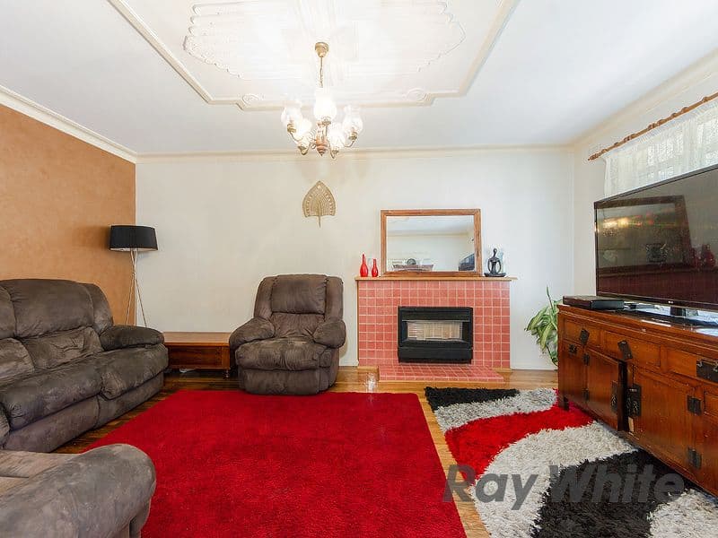37 Avondale Avenue, St Albans VIC 3021, St Albans - Thumbnail 5