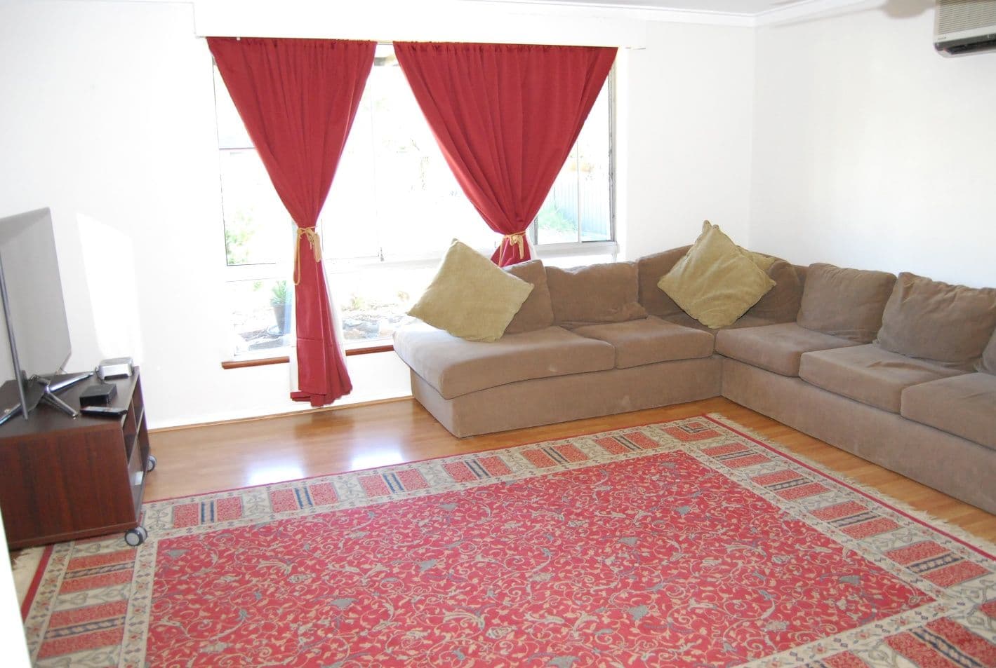 24 Risby Street, GOSNELLS WA 6110, Gosnells - Thumbnail 2