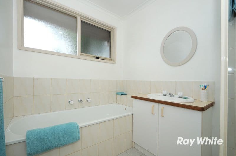 2 Hotham Street, CRANBOURNE VIC 3977, Cranbourne - Thumbnail 7