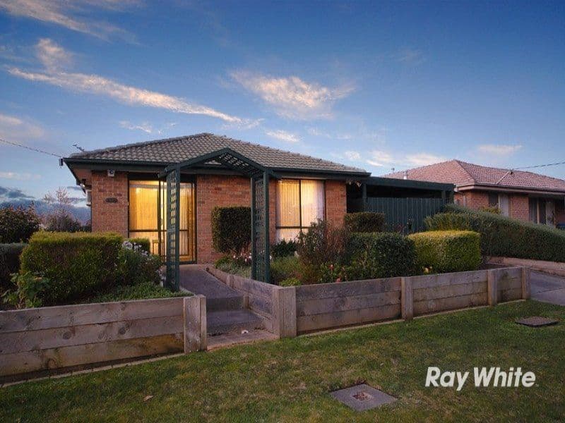 1 Dior Court, CRANBOURNE VIC 3977, Cranbourne West - Thumbnail 3