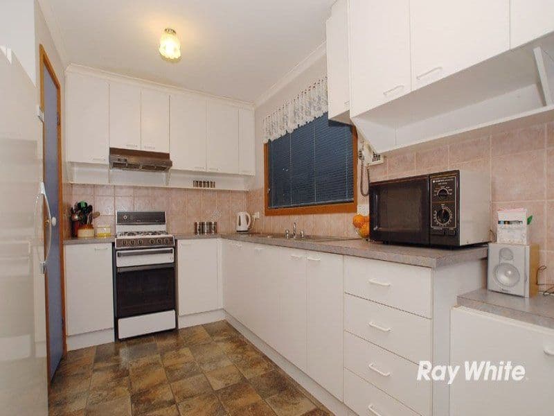 1 Dior Court, CRANBOURNE VIC 3977, Cranbourne West - Thumbnail 4