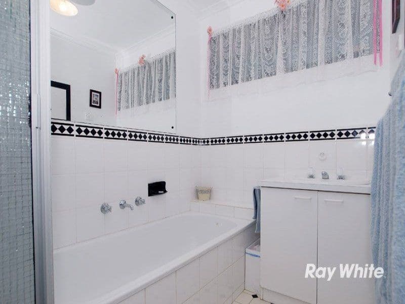 1 Dior Court, CRANBOURNE VIC 3977, Cranbourne West - Thumbnail 5