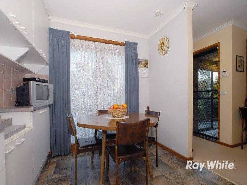1 Dior Court, CRANBOURNE VIC 3977, Cranbourne West - Thumbnail 6