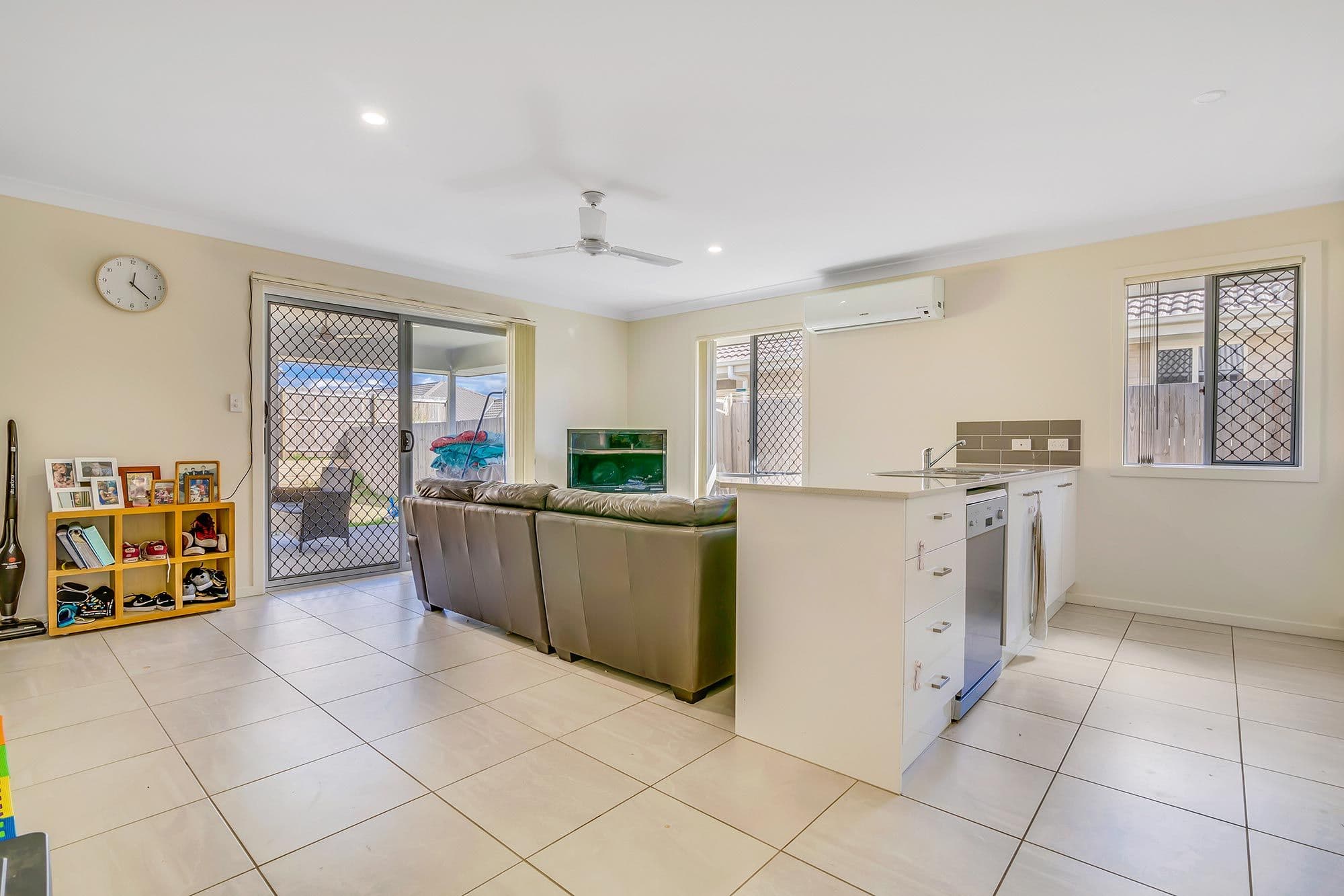 43 Edgeware Road, Pimpama QLD 4209, Pimpama - Thumbnail 3