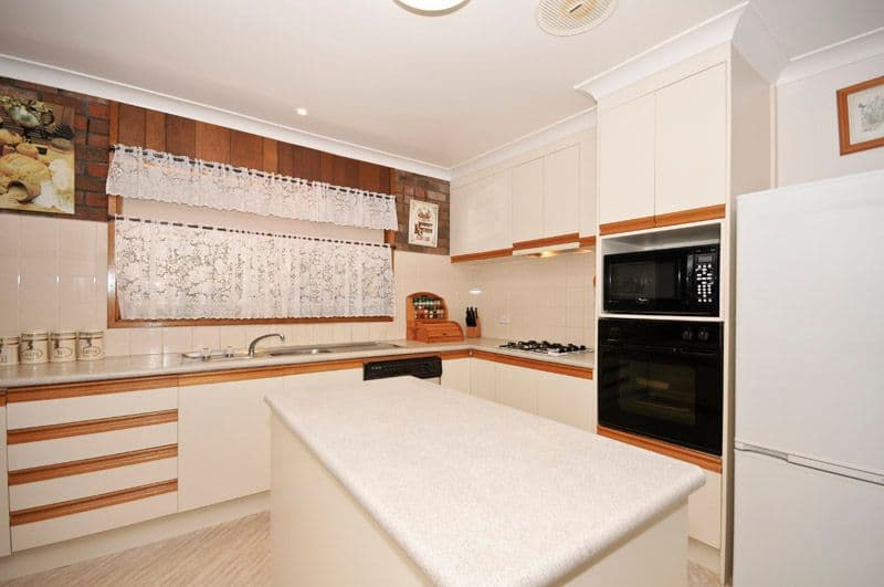 14 GRANT Drive, BAYSWATER NORTH VIC 3153, Bayswater North - Thumbnail 4