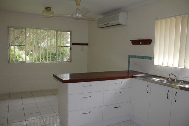 4 Pine Avenue, TEWANTIN QLD 4565, Tewantin - Thumbnail 2