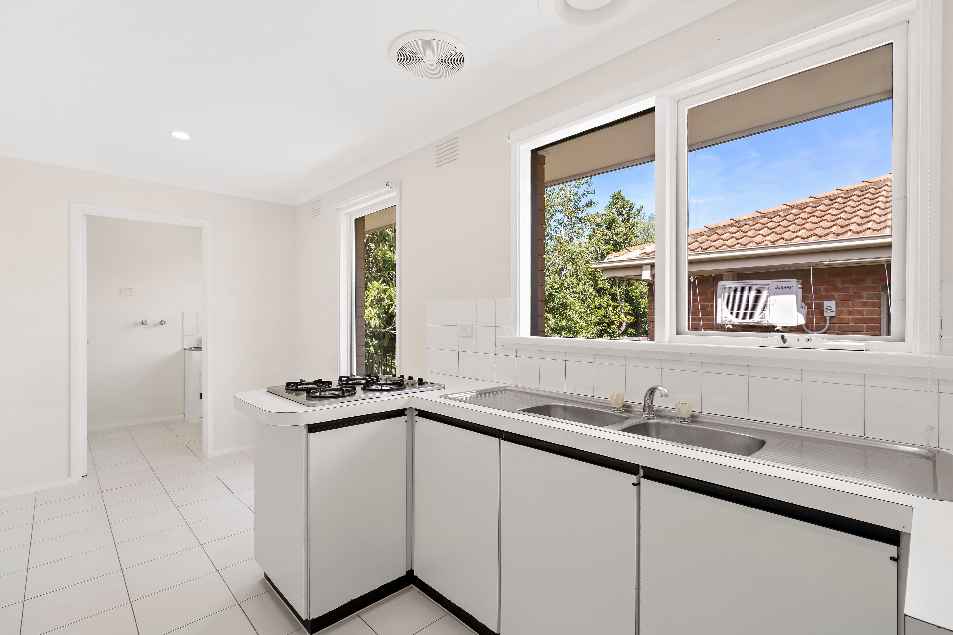 1 Banksia Street, Clayton VIC 3168, Clayton - Thumbnail 4