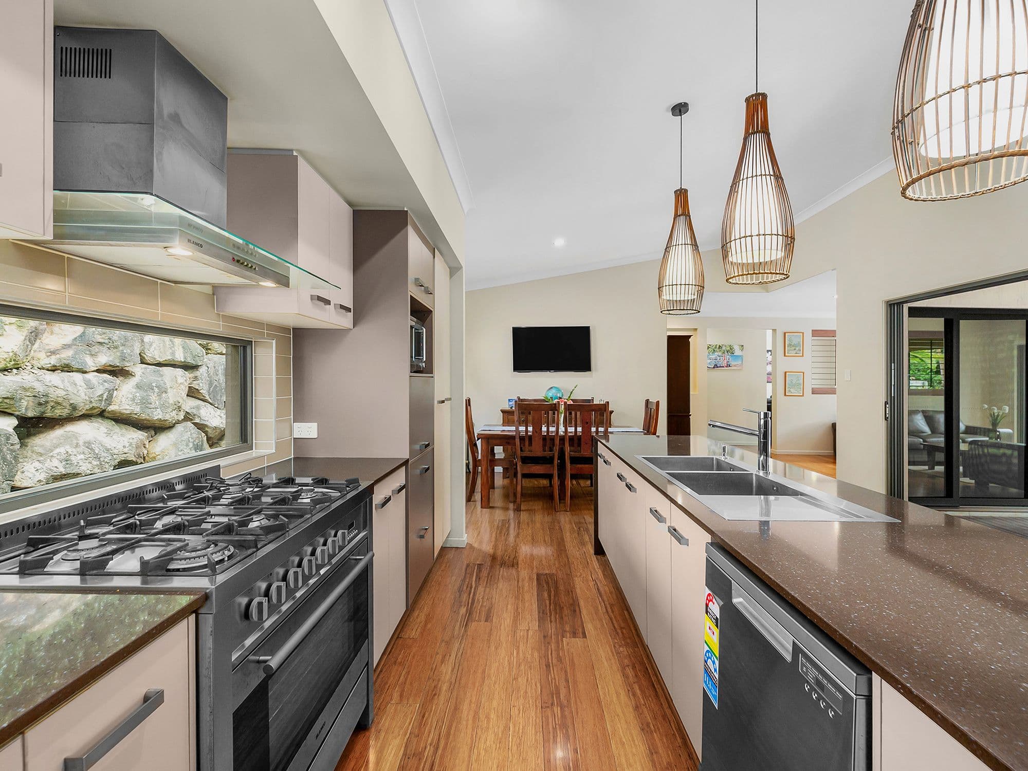 17 Ironbark Circuit, Everton Hills QLD 4053, Everton Hills - Thumbnail 4