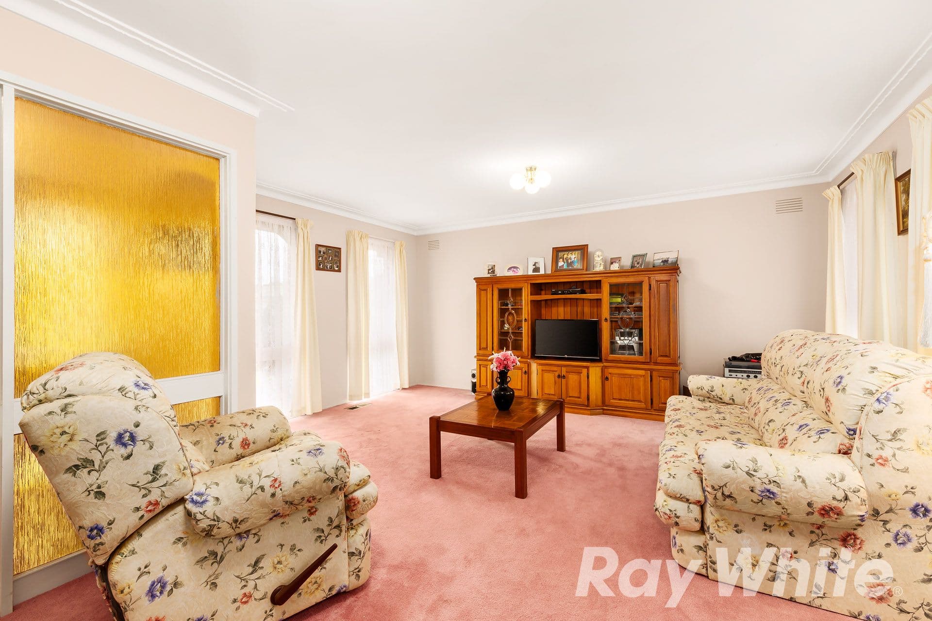 11 Madigan Crescent, Mill Park VIC 3082, Mill Park - Thumbnail 2