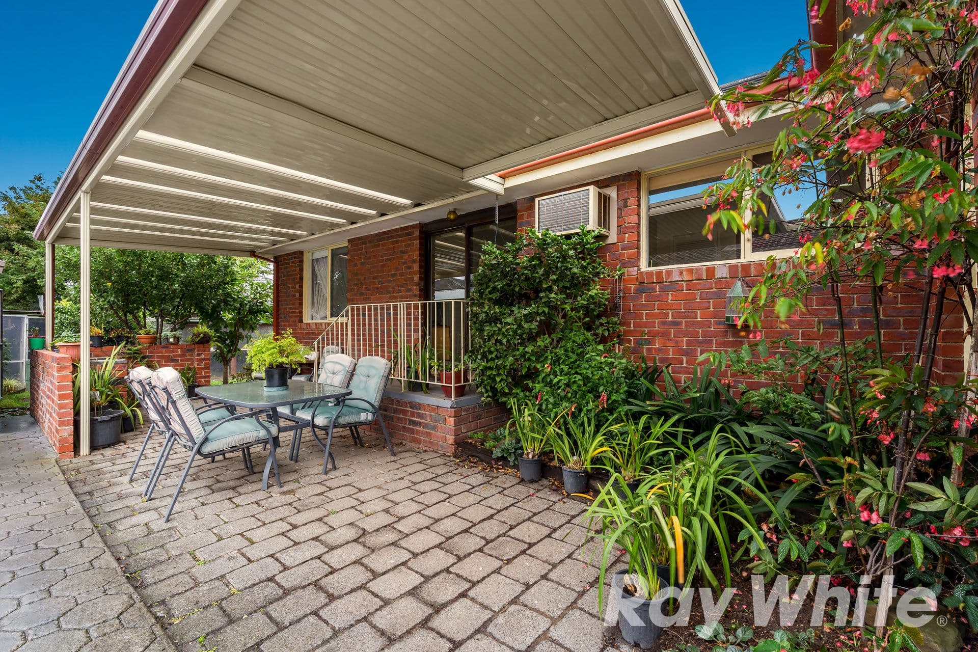 11 Madigan Crescent, Mill Park VIC 3082, Mill Park - Thumbnail 8