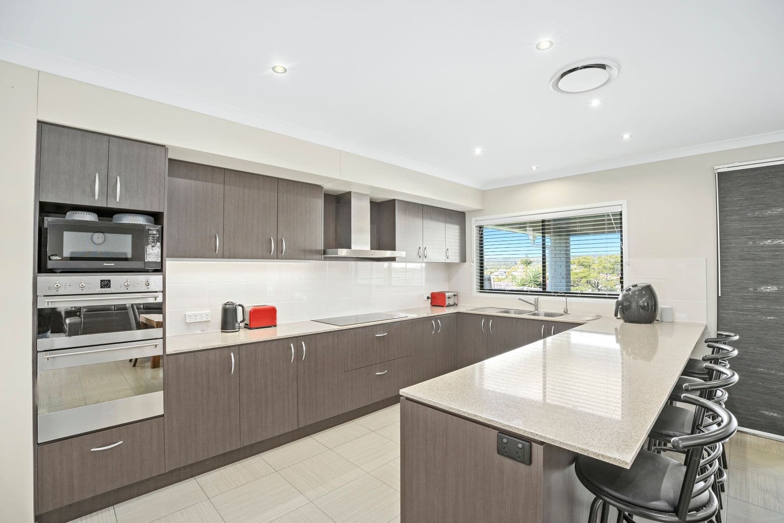 15 Flame Trees Crescent, Maudsland QLD 4210, Maudsland - Thumbnail 4