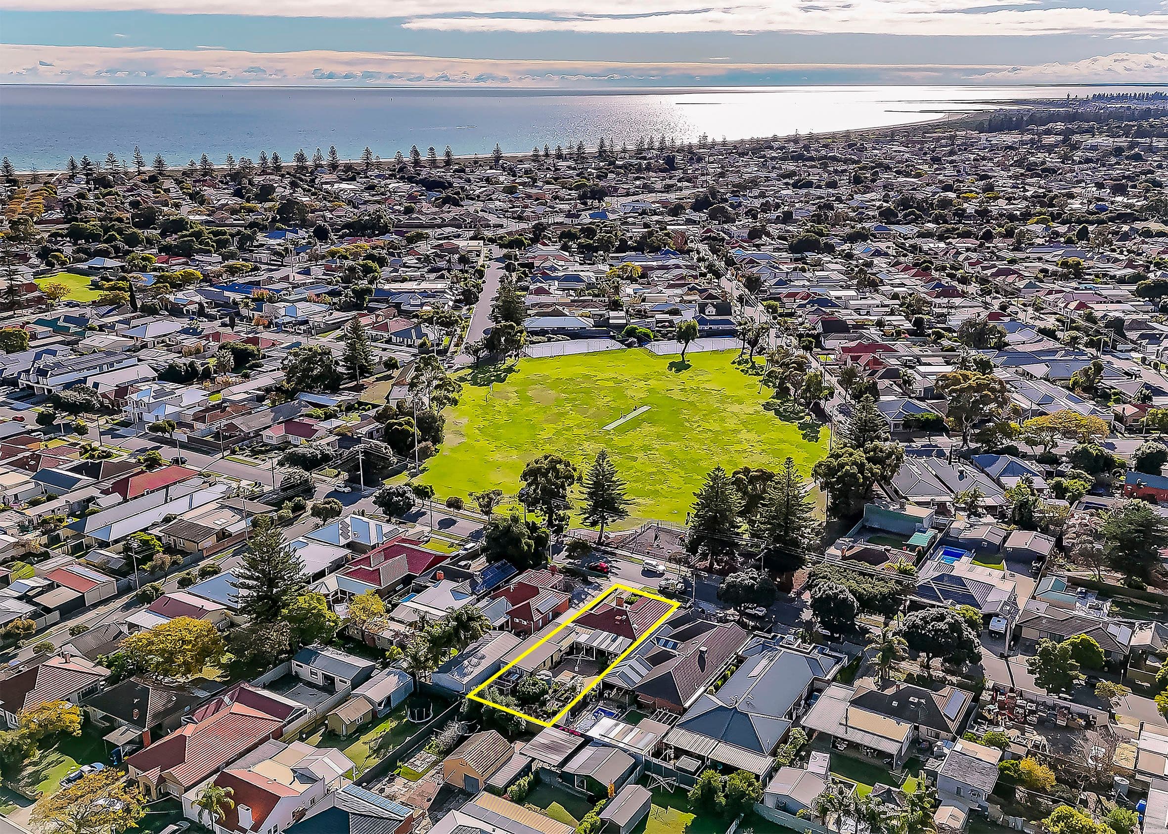 42 Centre Street, Largs Bay SA 5016, Largs Bay - Thumbnail 2