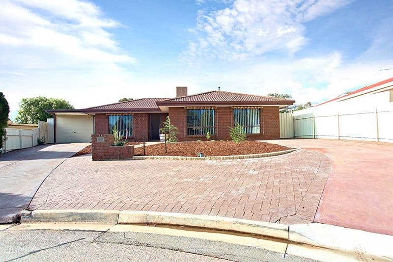13 Seville Court, CRAIGMORE SA 5114, Craigmore - Thumbnail 2