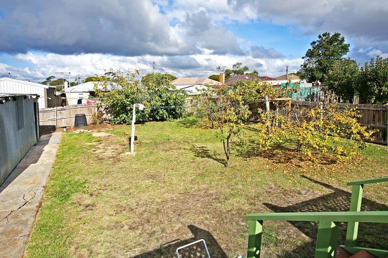 15 Summit Avenue, BELMONT VIC 3216, Belmont - Thumbnail 8