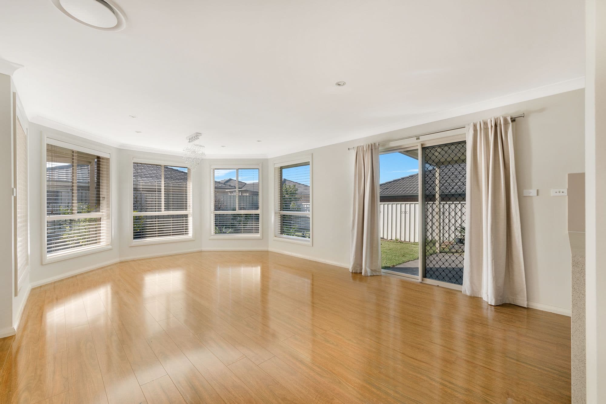 16 Fury Street, Oran Park - Thumbnail 4