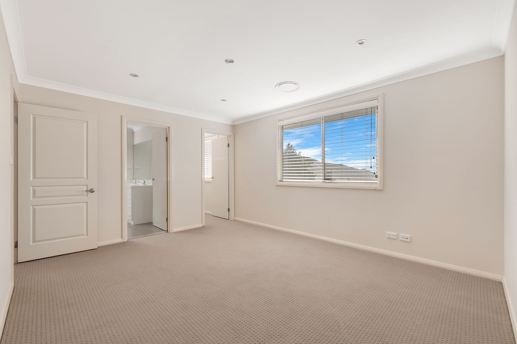 16 Fury Street, Oran Park - Thumbnail 8