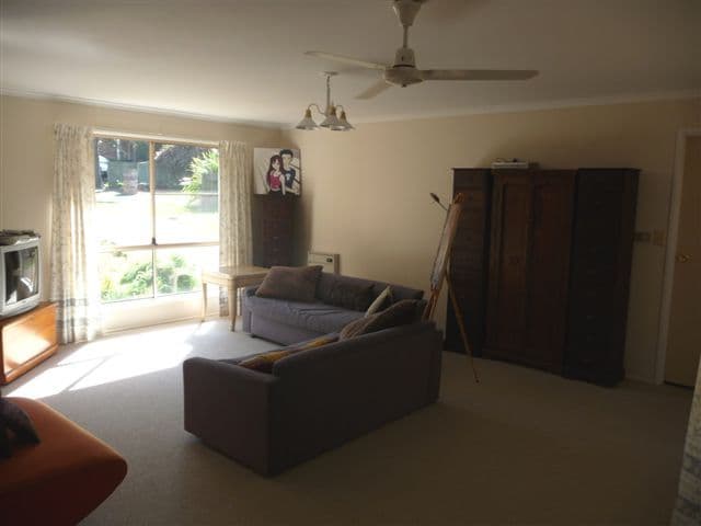 43 Challenge Avenue, Kensington Grove, QLD, 4341, Kensington Grove - Thumbnail 3
