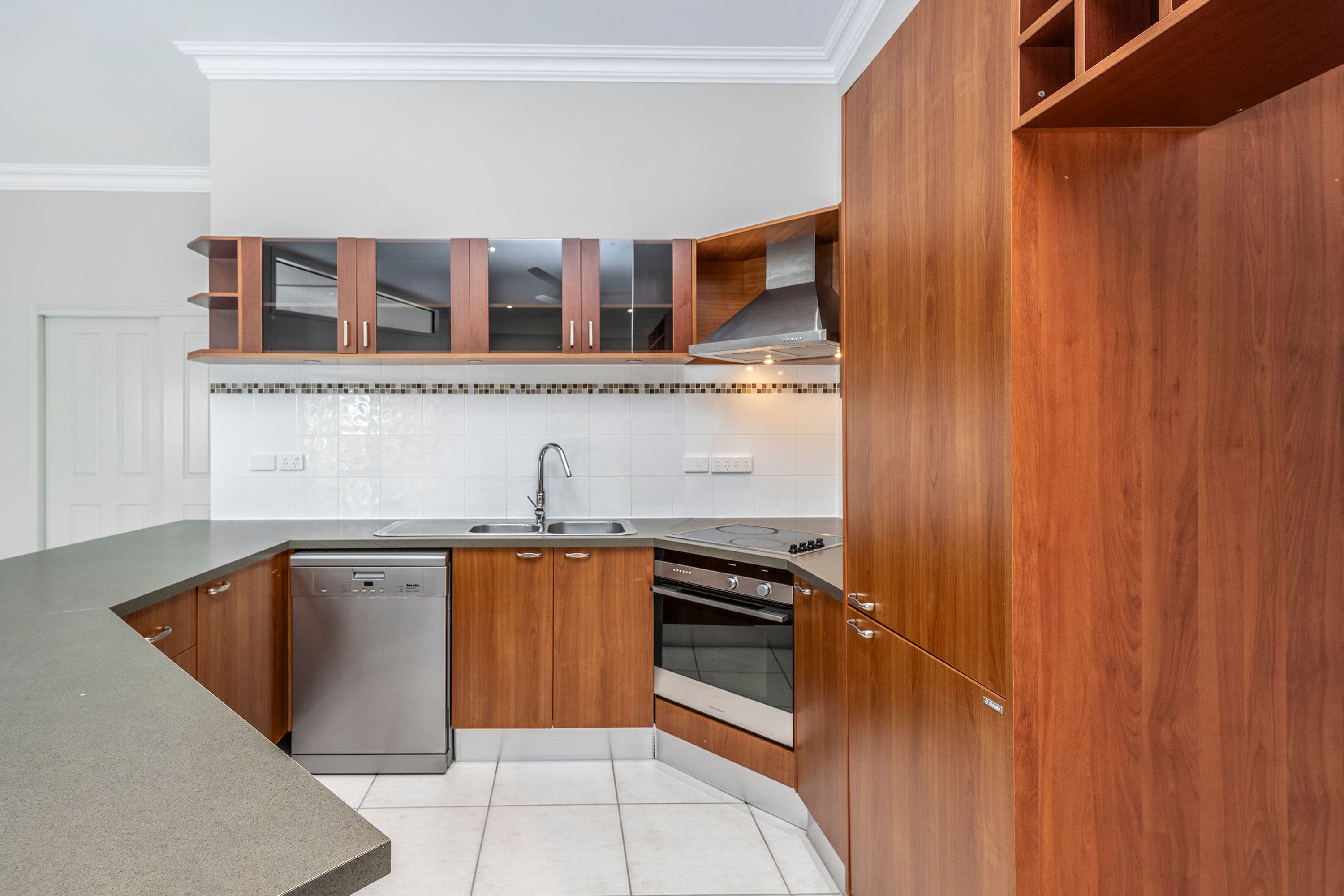 14 Woodwark Drive, Bushland Beach QLD 4818, Bushland Beach - Thumbnail 4