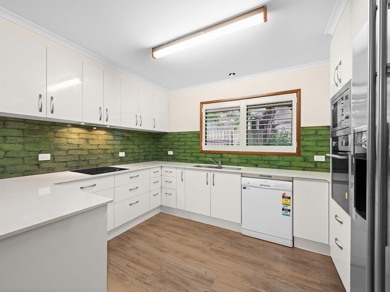 49 Marshall Lane, Kenmore QLD 4069, Kenmore - Thumbnail 2
