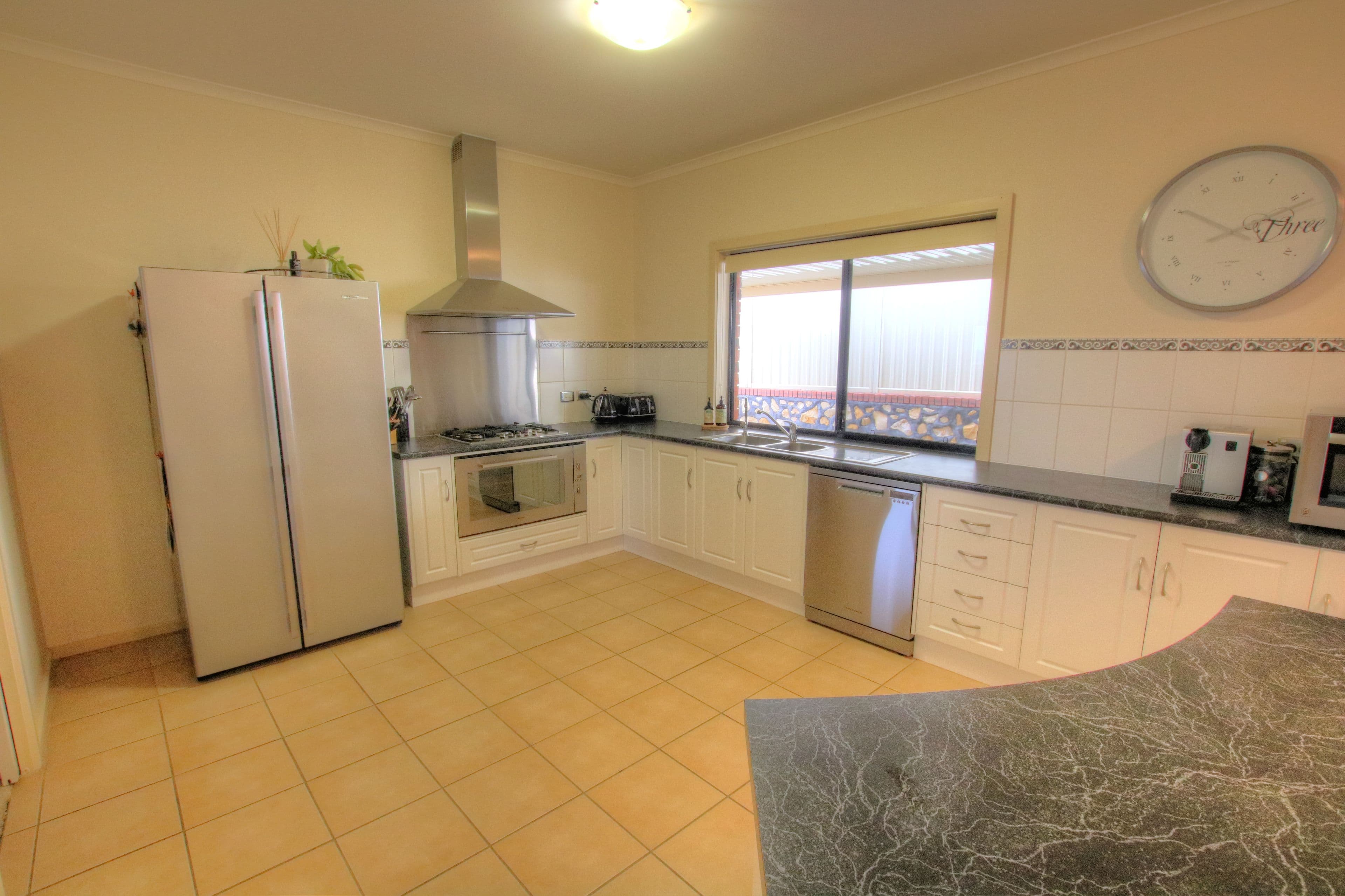 20 Fuller Road, Berri SA 5343, Berri - Thumbnail 2