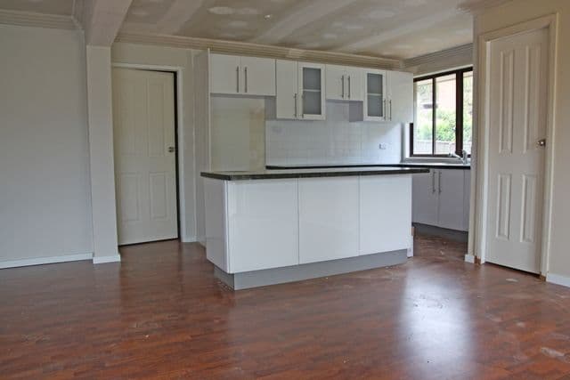 72 Aberdeen Road, ST ANDREWS NSW 2566, St Andrews - Thumbnail 2
