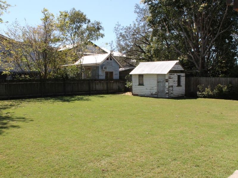 36 Richardson Street, CHELMER QLD 4068, Chelmer - Thumbnail 4