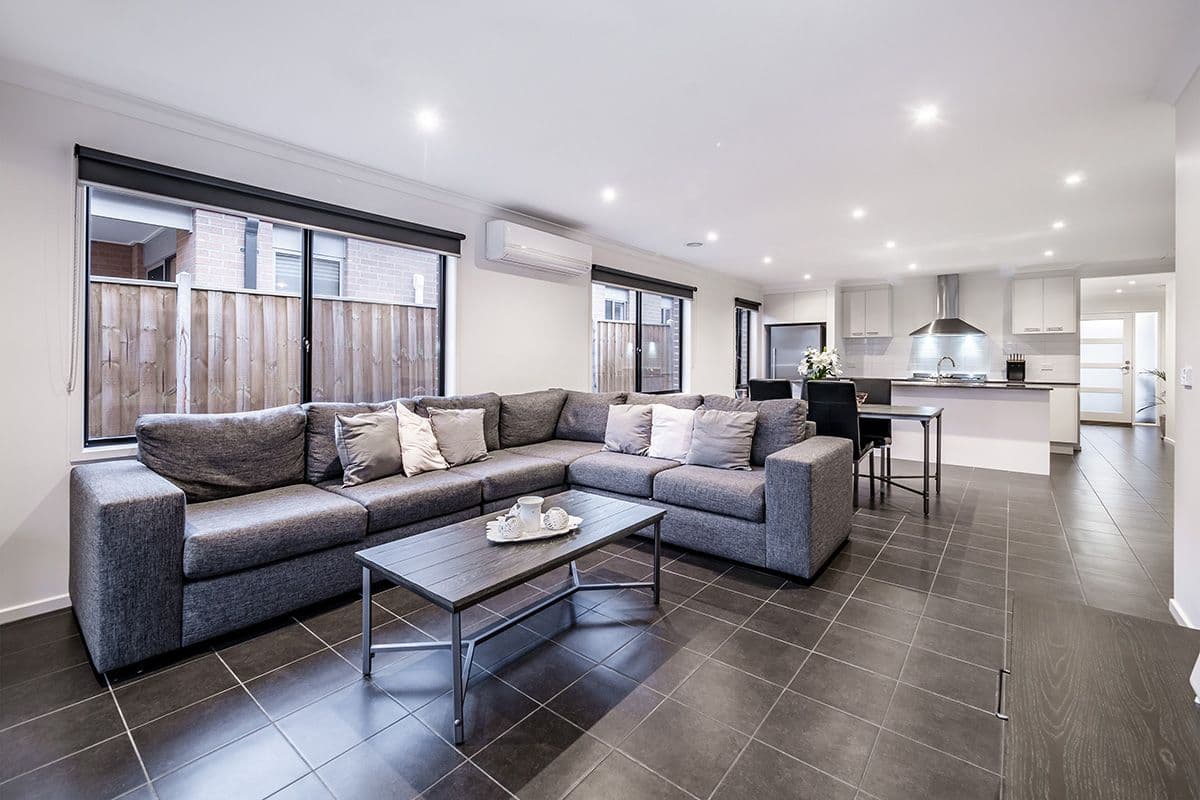 51 Mossey Crescent, Cranbourne East VIC 3977, Cranbourne East - Thumbnail 4
