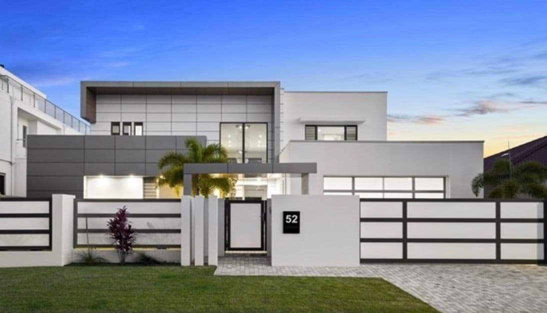 52 King Charles Drive, Sovereign Islands QLD 4216, Sovereign Islands - Thumbnail 2