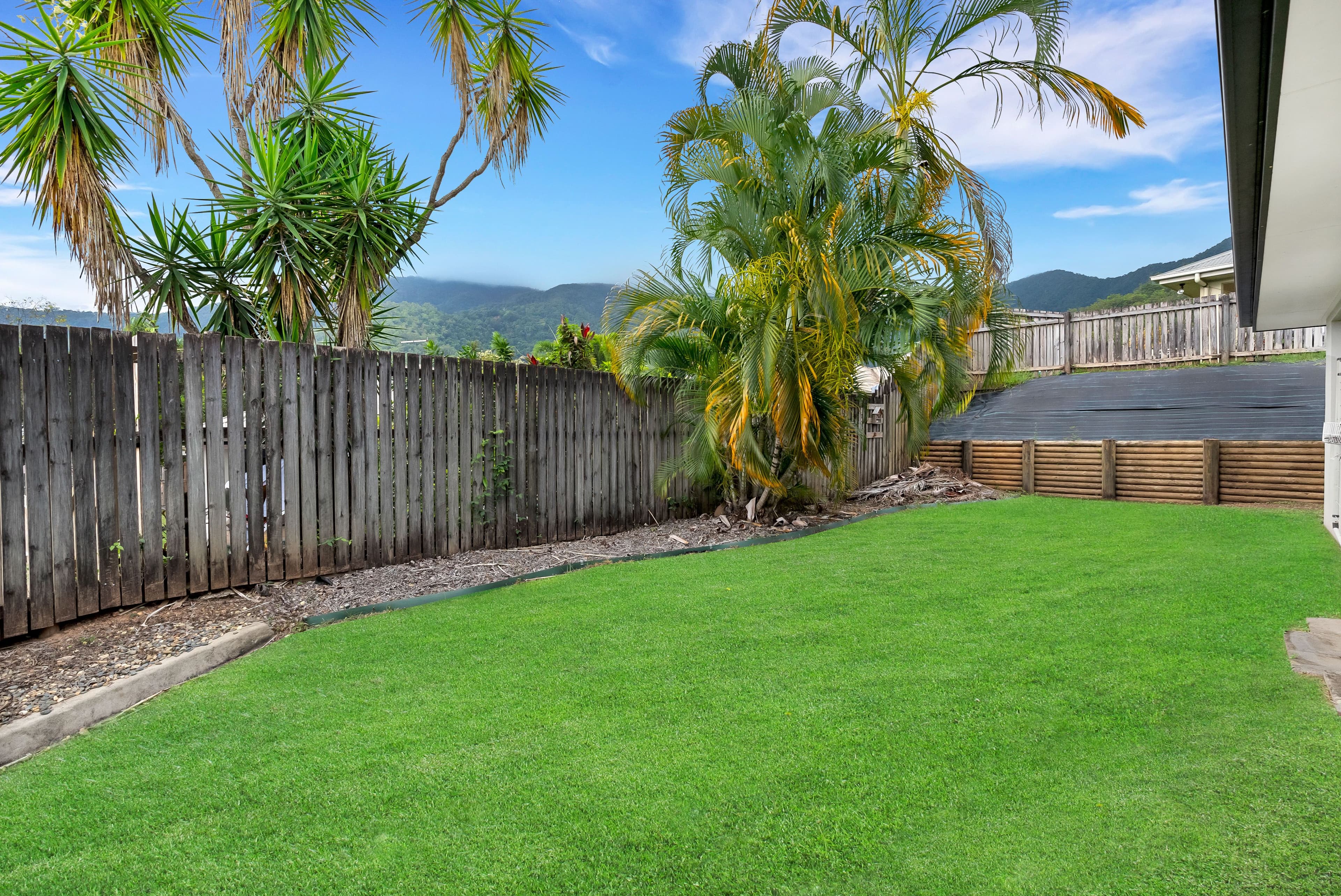 8 Sandover Close, Bentley Park QLD 4869, Bentley Park - Thumbnail 5