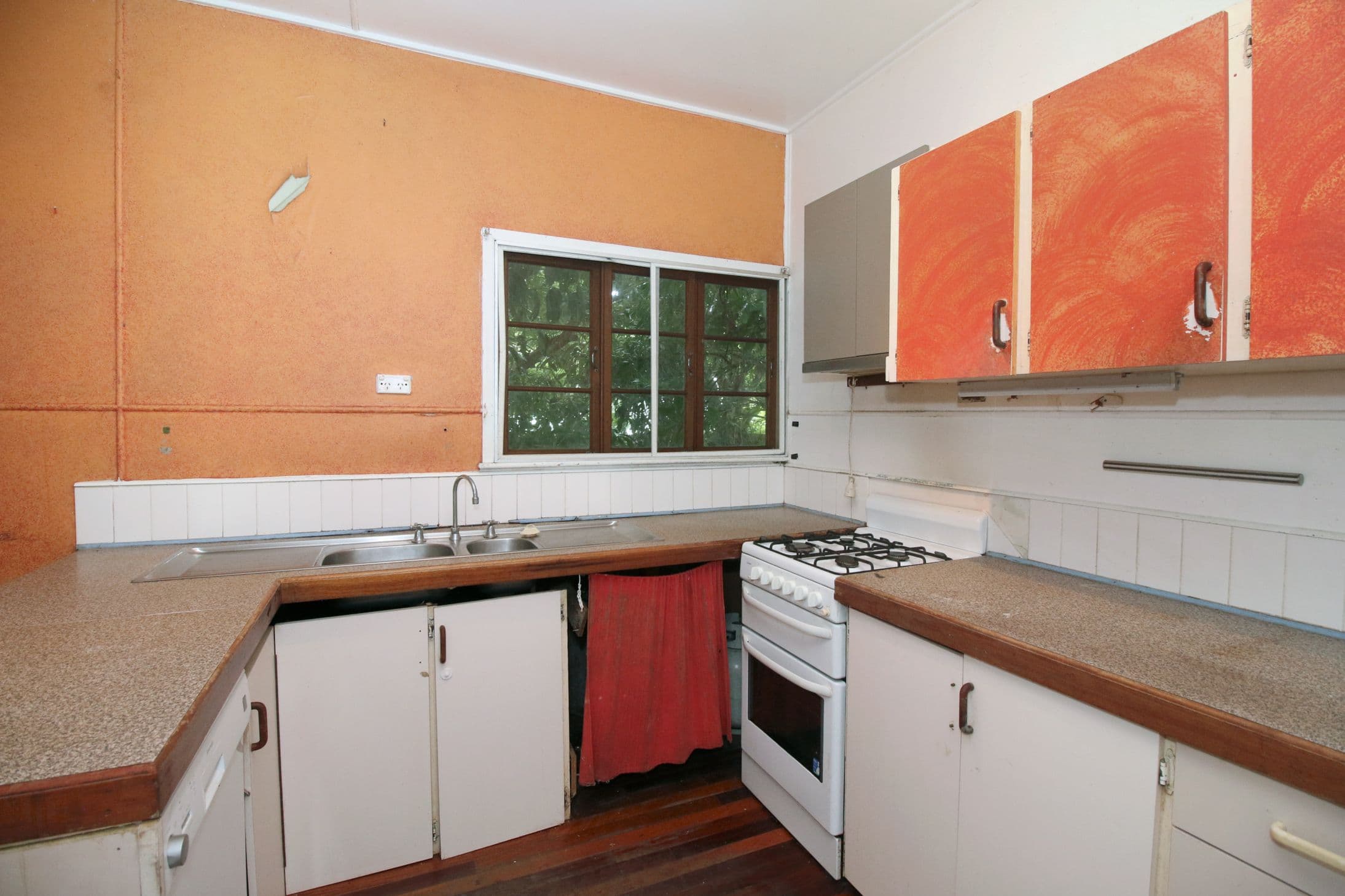 99 Wellington Street, Aitkenvale QLD 4814, Aitkenvale - Thumbnail 3