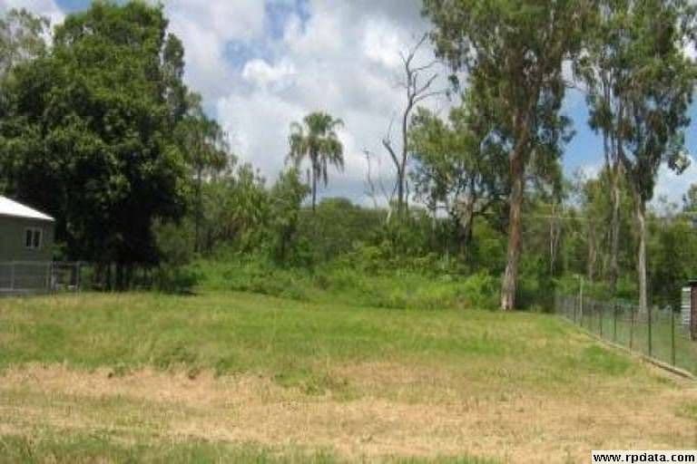 42  Whiting Court, CUNGULLA QLD 4816, Cungulla - Thumbnail 2