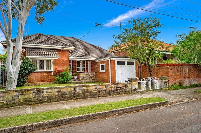 8 Clifton Road, Clovelly NSW 2031, Clovelly - Image 1
